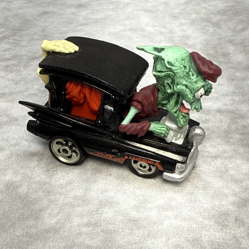 Monster 500 Zoom Zombie Diecast Hearse Car 2013 Creata Toys R Us Exclusive EUC - Picture 4 of 10